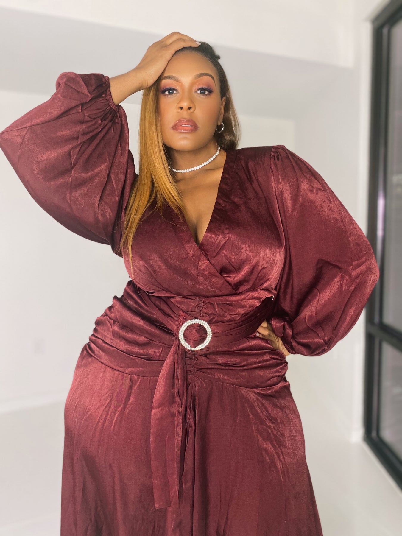 Fancy Flow | Burgundy Dress – Curverra